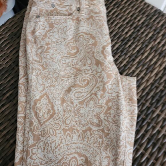 Talbots Slim Ankle Jean Sz 8P Petite Stretch Neutral Paisley Print Quietlux - Picture 3 of 10
